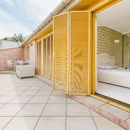 Deribasivska Cozy 4-Room Apartment Odessa Eksteriør bilde