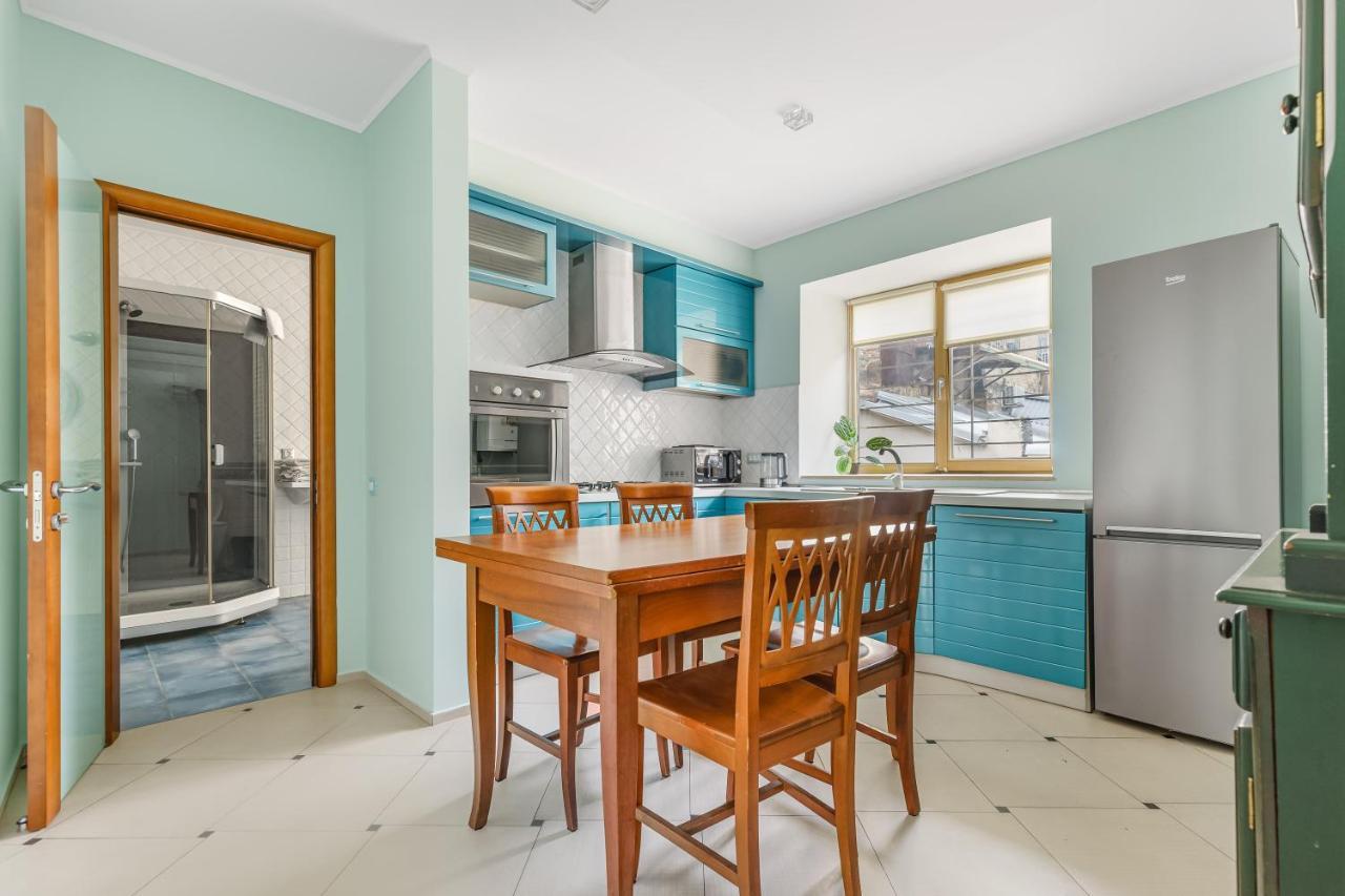 Deribasivska Cozy 4-Room Apartment Odessa Eksteriør bilde