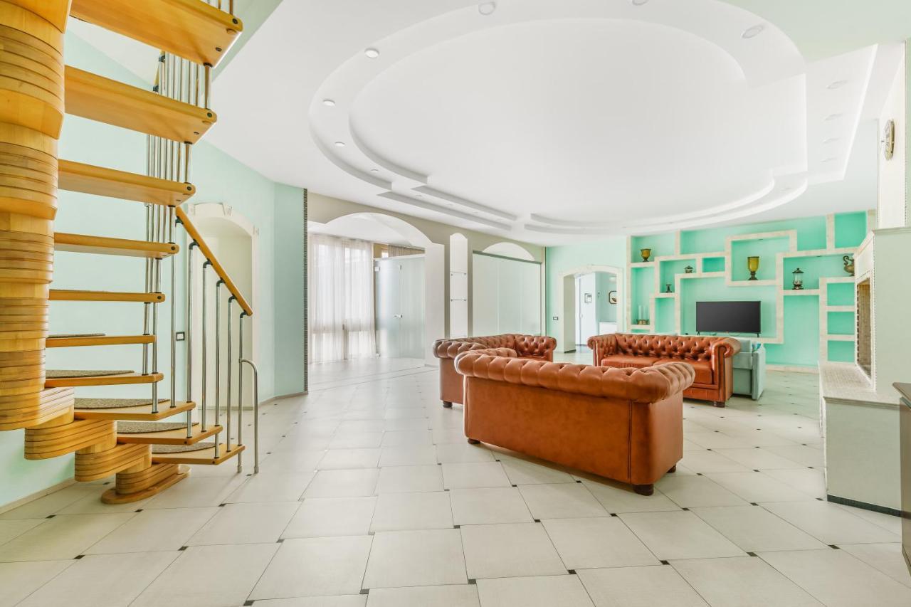 Deribasivska Cozy 4-Room Apartment Odessa Eksteriør bilde