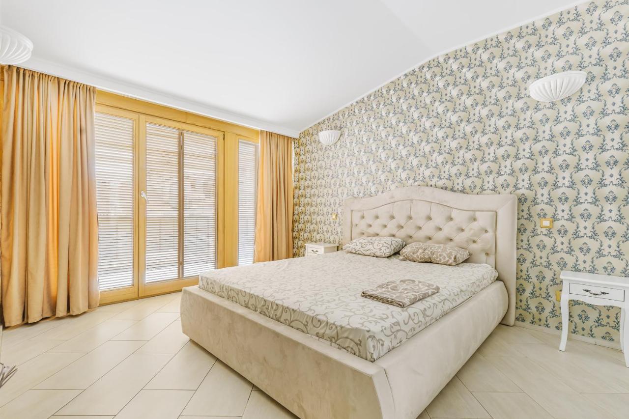 Deribasivska Cozy 4-Room Apartment Odessa Eksteriør bilde