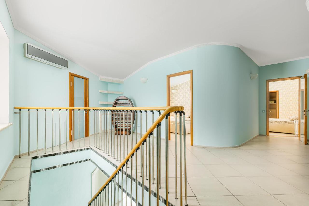 Deribasivska Cozy 4-Room Apartment Odessa Eksteriør bilde